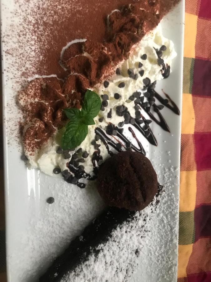 Locanda "Al Terrazzo" Erbezzo Exteriör bild